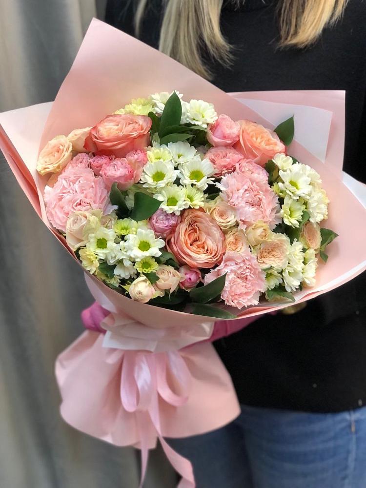 Букет цветов из: Гвоздики, Розы и Хризантемы в Сигаево