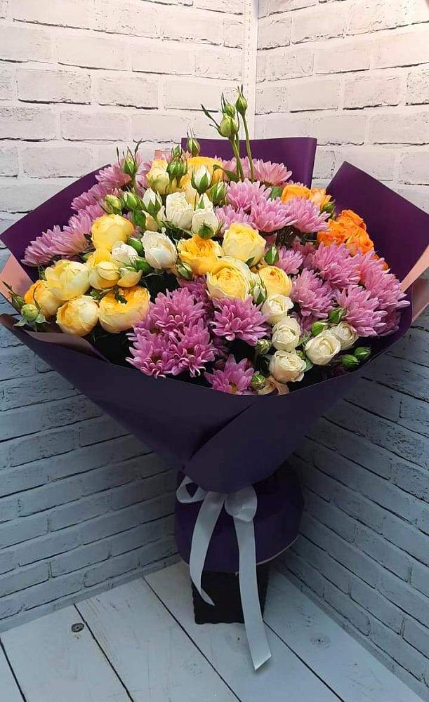 Букет цветов из: Хризантемы и Розы в Сигаево