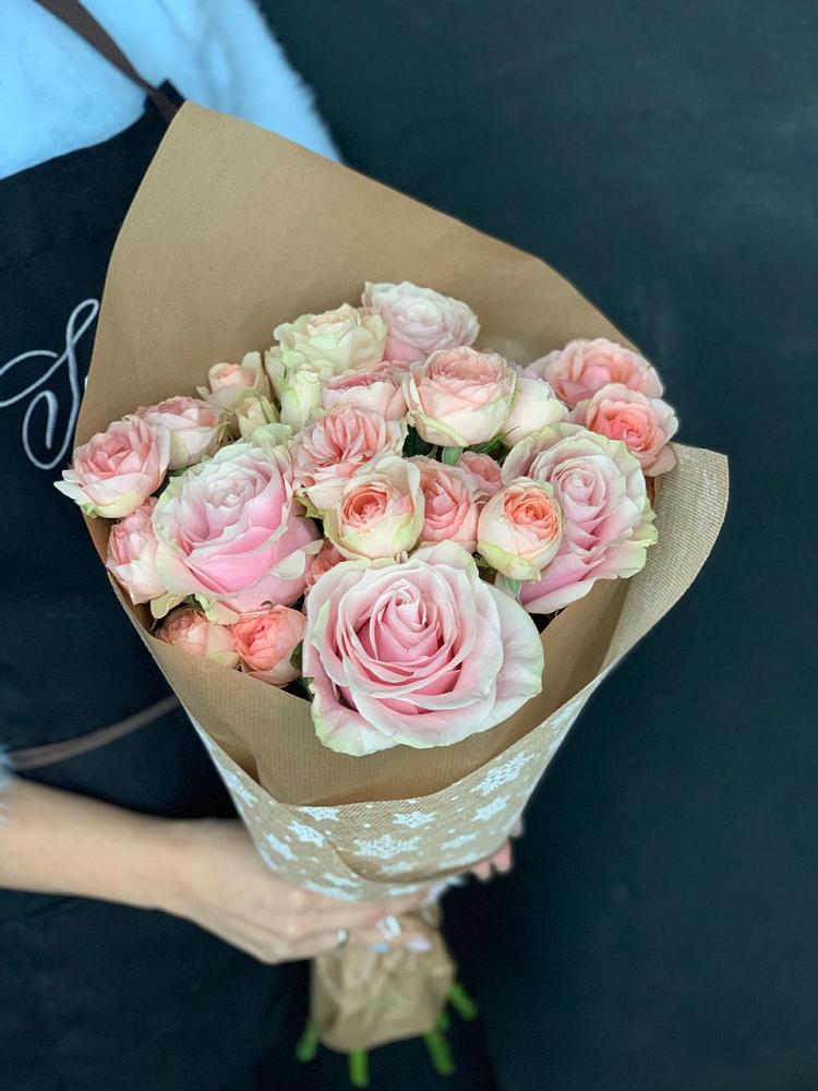 Букет цветов из: Хризантемы и Розы в Сигаево