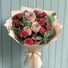Букет цветов из:  Гвоздики и Розы в Сигаево