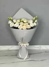 Букет цветов из:  Розы и Лизиантусы в Сигаево